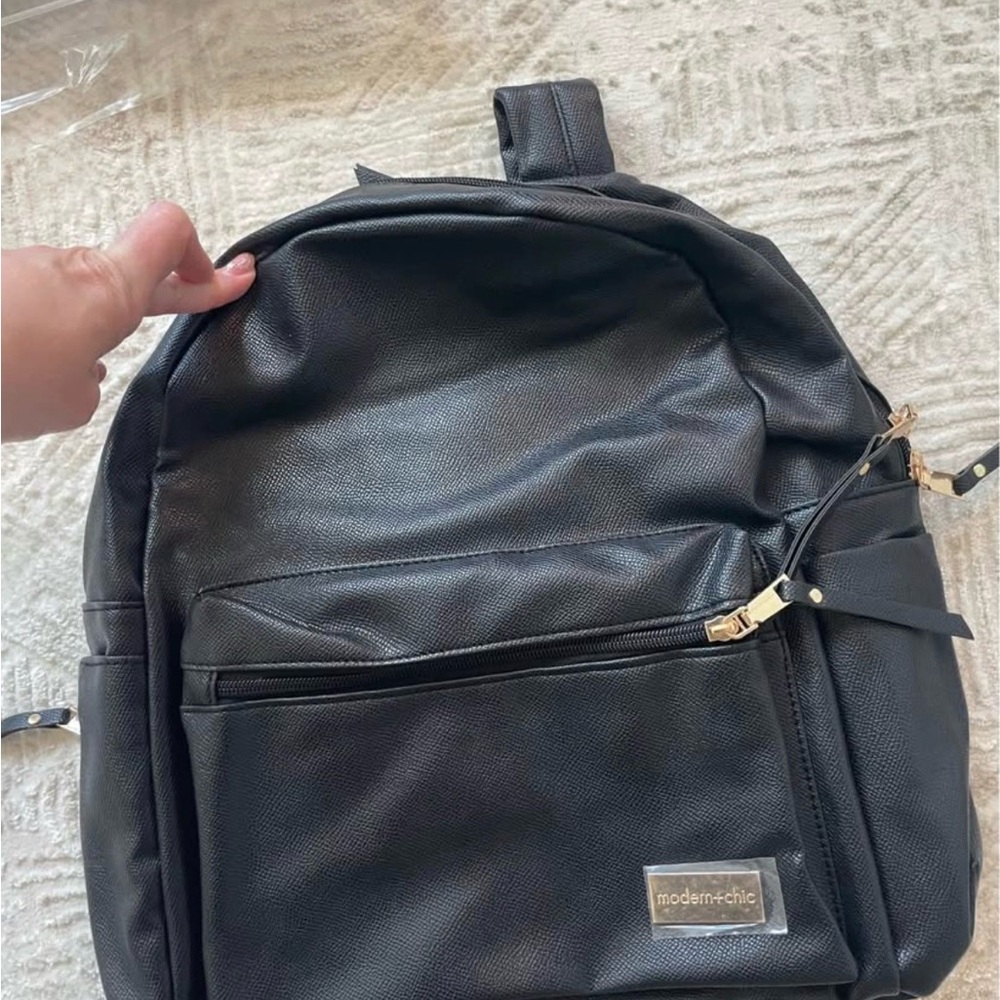 Modern & Chic Sonoma Backpack NEW